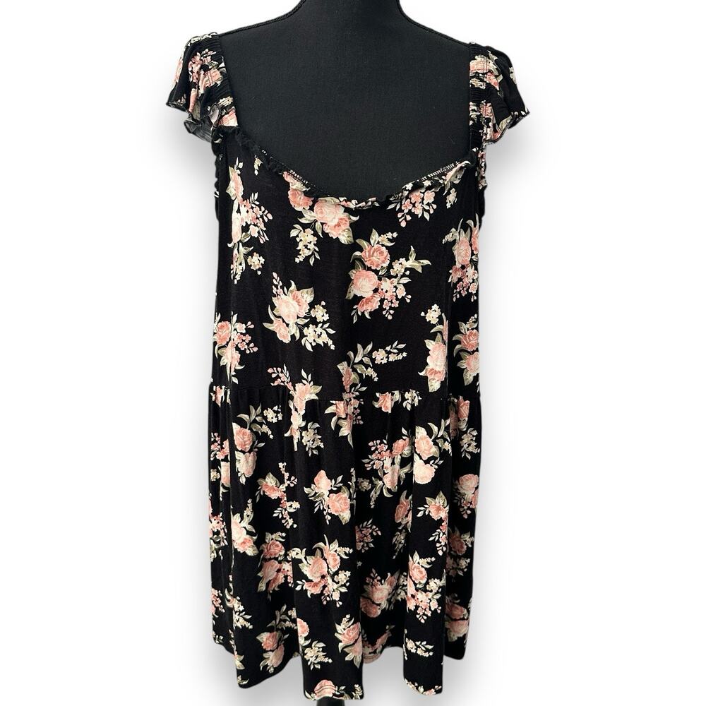 Torrid Size 5 Black Pink Floral Ruffle Sleeve Square Neck Flowy Top‎ Plus